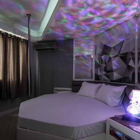 Mirage Motel 瓜卢流斯 外观 照片